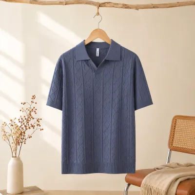 清新风服装挂拍图预览图