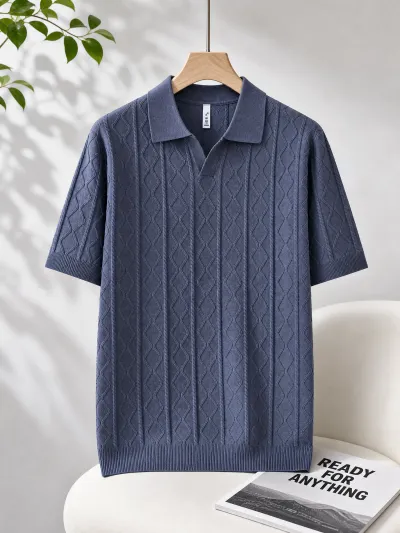 清新风服装挂拍图预览图