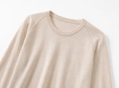 羊绒服装细节图4预览图