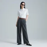 创意服装详情图示例图 1