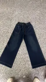 创意服装详情图示例图 1